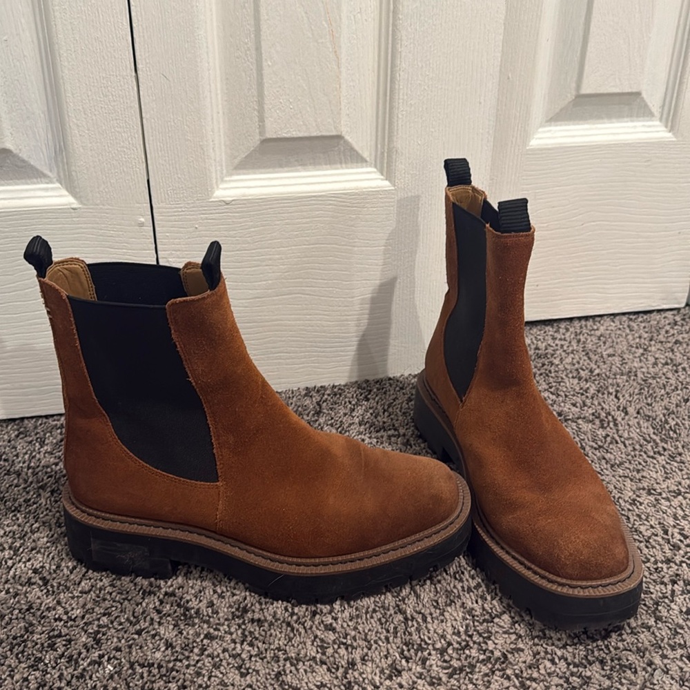 Sam Edelman suede Laguna Boot - Size 8